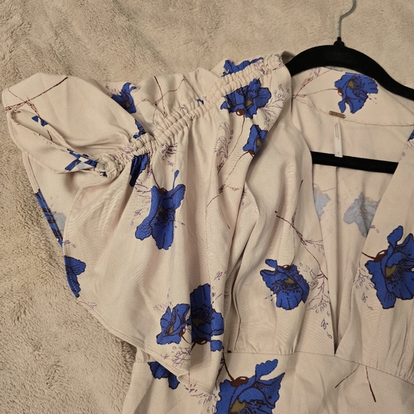 FREE PEOPLE MELANIE Blue FLORAL Beige RUCHED SLEEVE MINI DRESS SZ 0 Babydoll - Picture 16 of 16